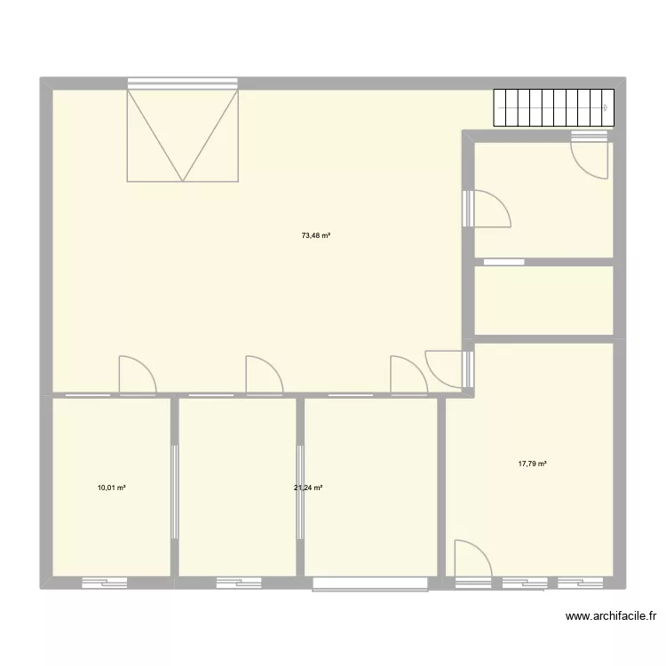 Bureau AMPI. Plan de 4  et 123 m²