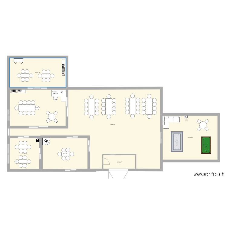 Atelier initial. Plan de 7 pièces et 235 m2