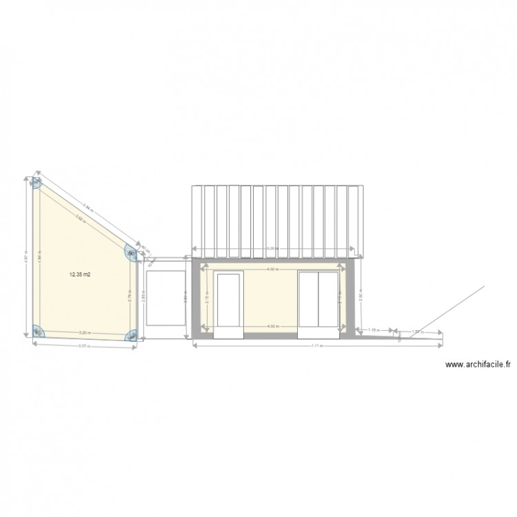 facade est . Plan de 2 pièces et 22 m2