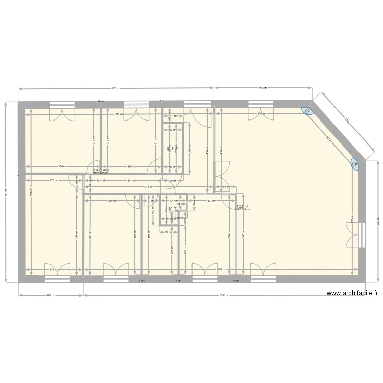 Plan de maison avec cloisons intérieures avec cotations 4. Plan de 4 pièces et 120 m2