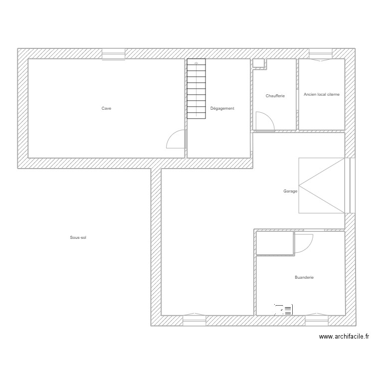 Maison aussillon. Plan de 41 pièces et 332 m2