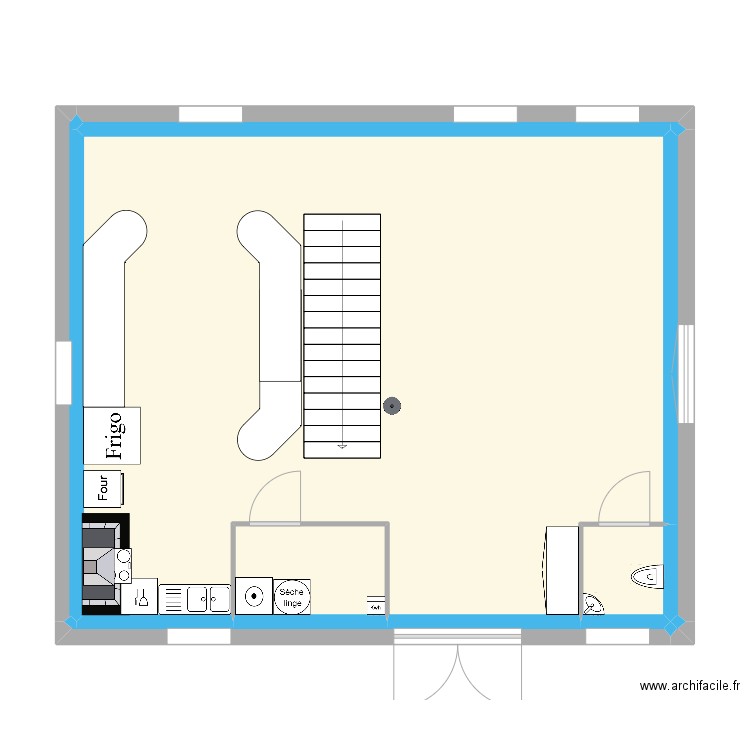 RDC. Plan de 8 pièces et 68 m2