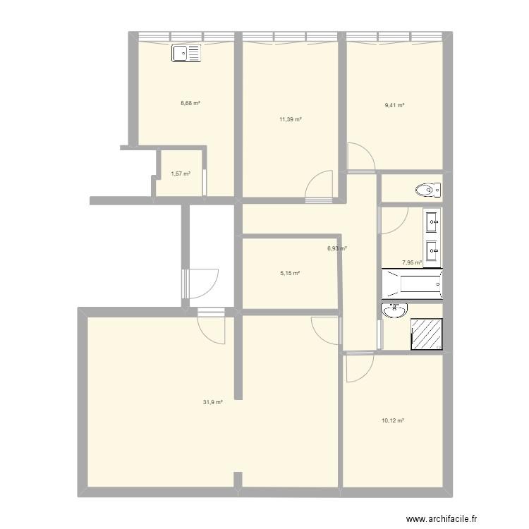 apart_10jj. Plan de 9 pièces et 93 m2