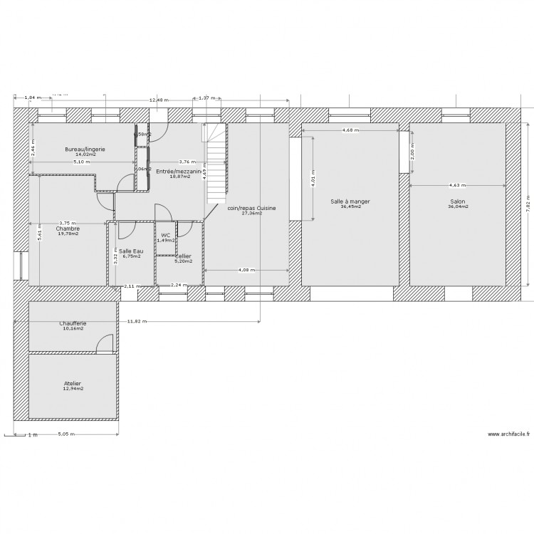 Rez de chaussée. Plan de 0 pièce et 0 m2