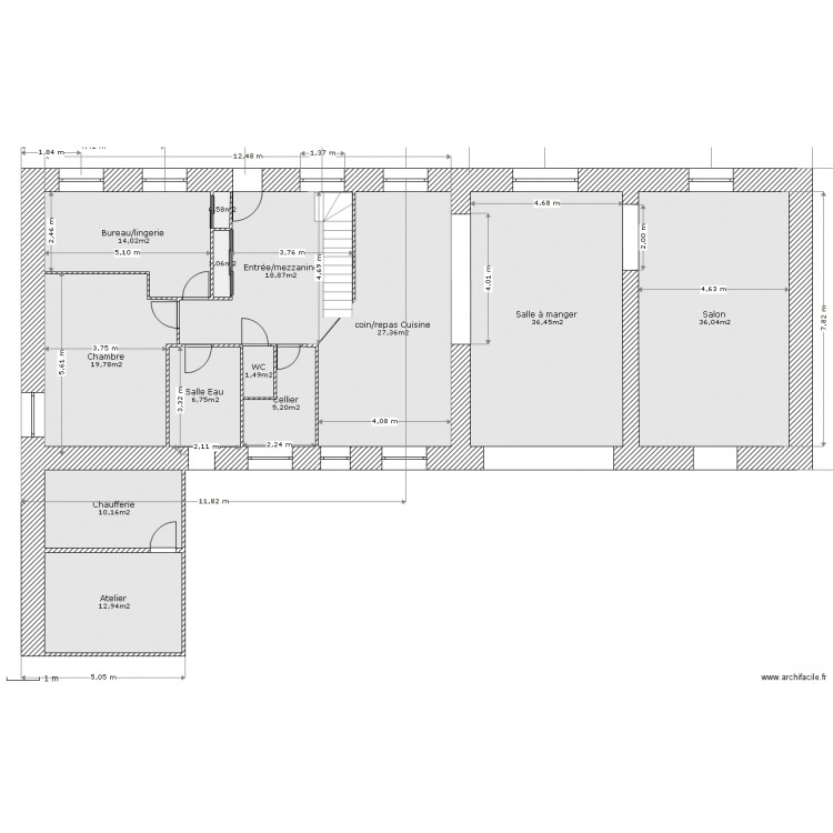 Rez de chaussée. Plan de 0 pièce et 0 m2