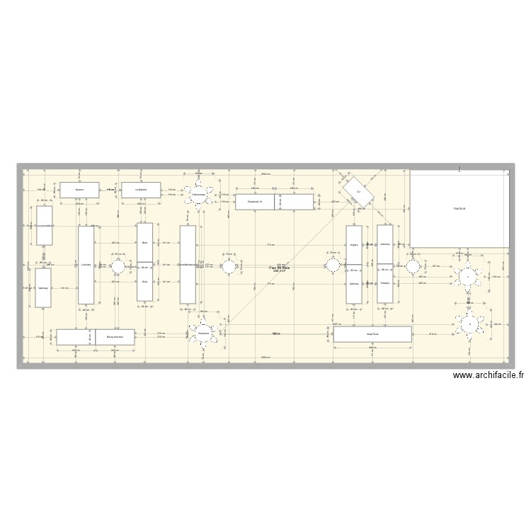 MARIAGE V2. Plan de 1 pièce et 250 m2