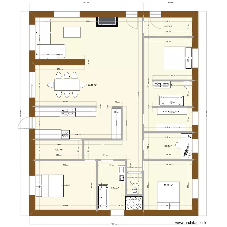 150m2. Plan de 