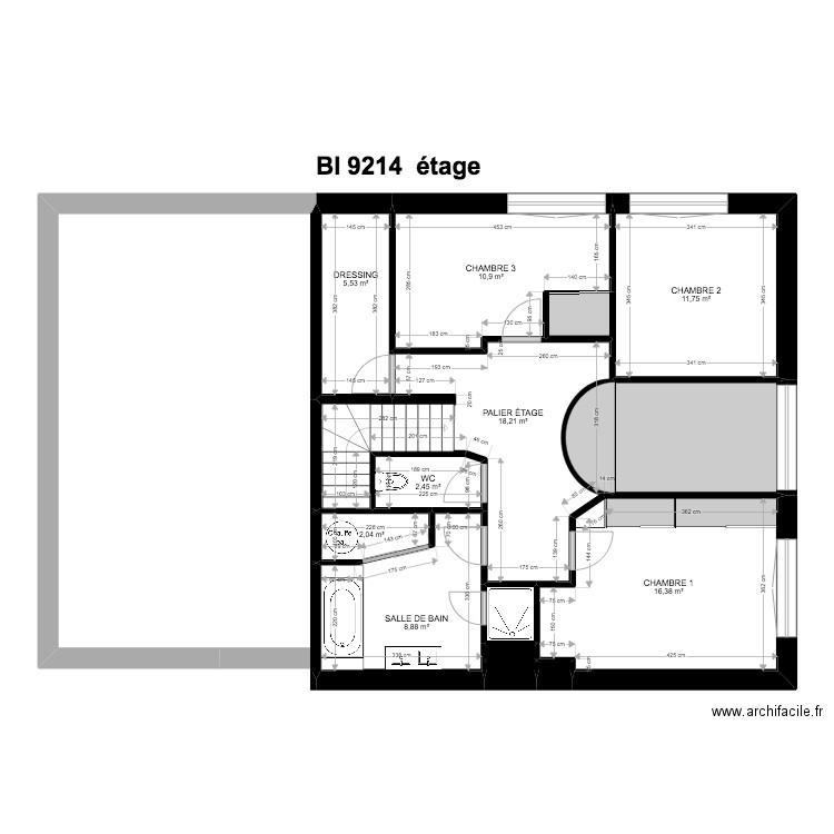 BI 9214. Plan de 27 pièces et 258 m2