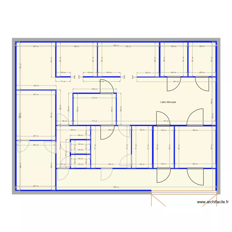 Labo d&eacute;coupe Bezonne . Plan de 