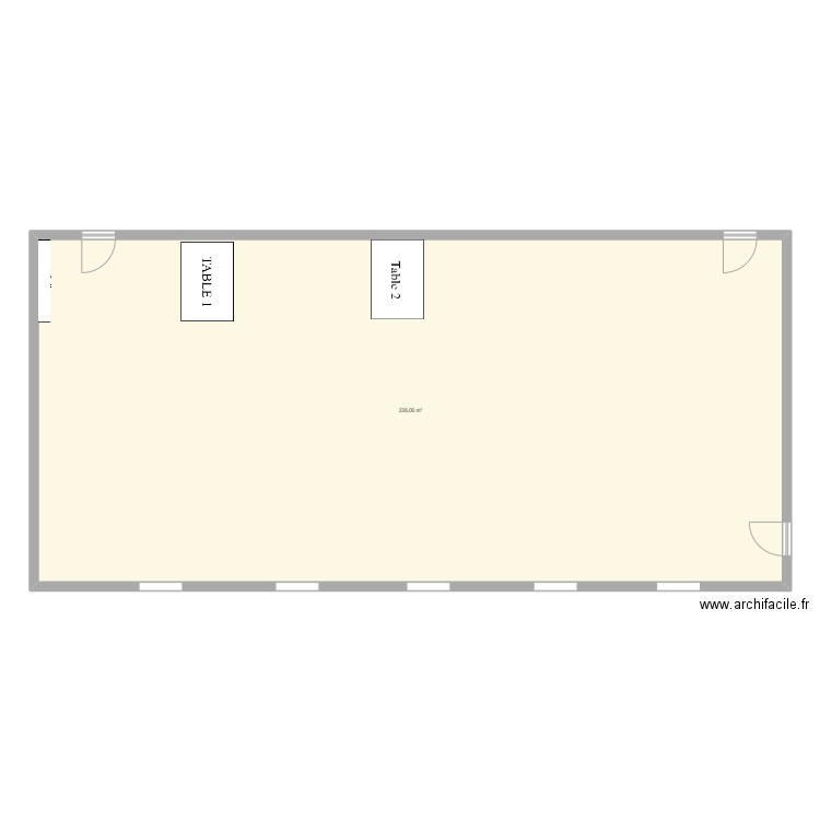 Valentine. Plan de 1 pièce et 228 m2