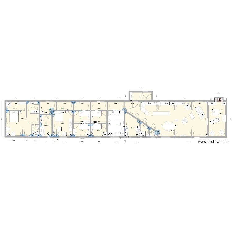 HAG54. Plan de 10 pièces et 219 m2