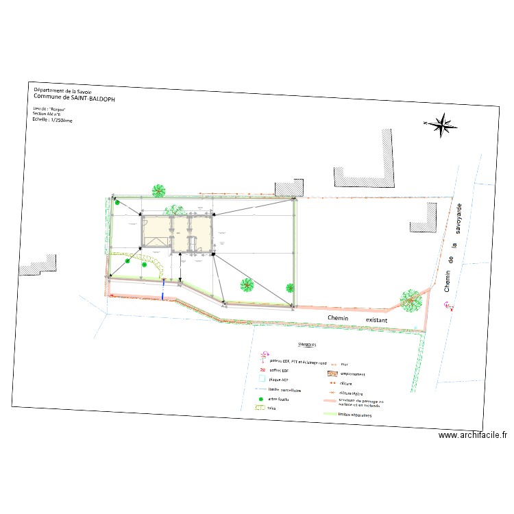 Plan maison avec plan de masse. Plan de 27 pièces et 3071 m2