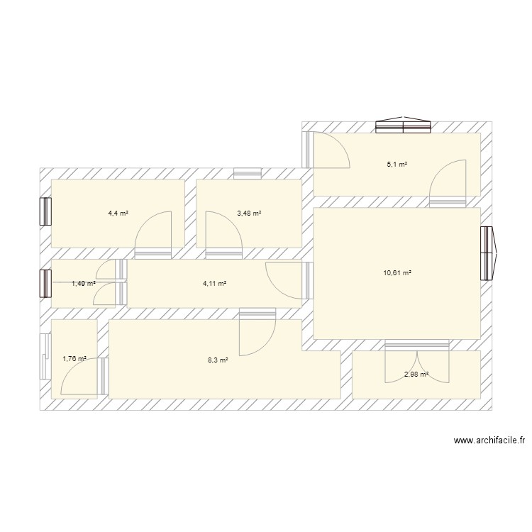 ma maison. Plan de 9 pièces et 42 m2