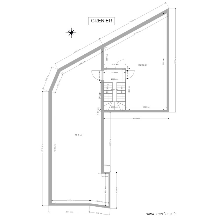 GRENIER. Plan de 0 pièce et 0 m2