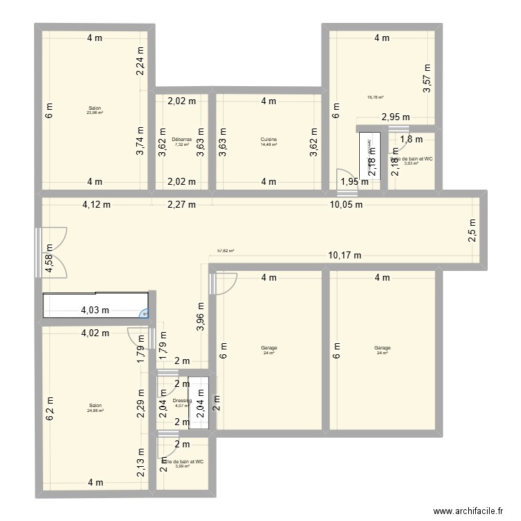 RDC FG. Plan de 11 pièces et 207 m2
