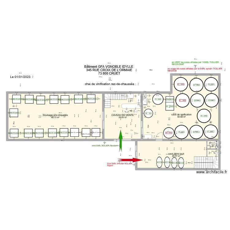 cave de vinification + stockage. Plan de 5 pièces et 239 m2