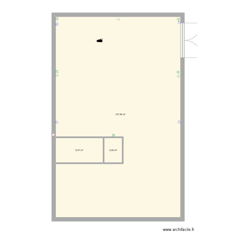 Eclairage et prise studio. Plan de 3 pièces et 115 m2