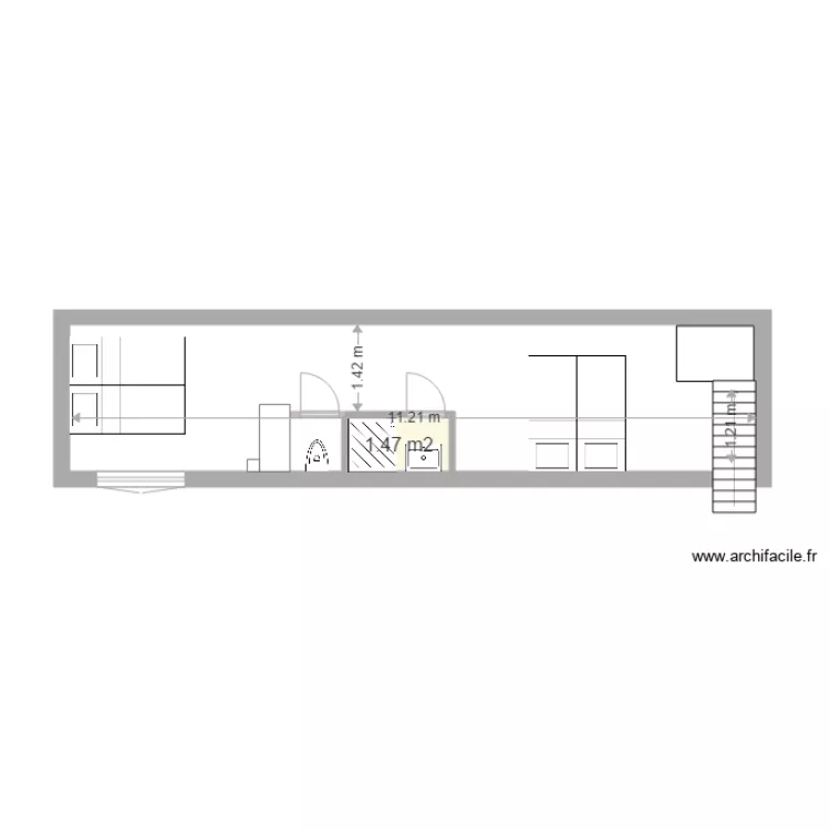 Mezzanine allong&eacute;e Variante Escalier entr&eacute;e. Plan de 