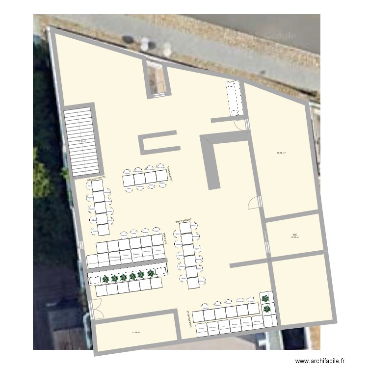 Plan sans Faiza et ALI et Jami et Sanata 00. Plan de 6 pièces et 309 m2