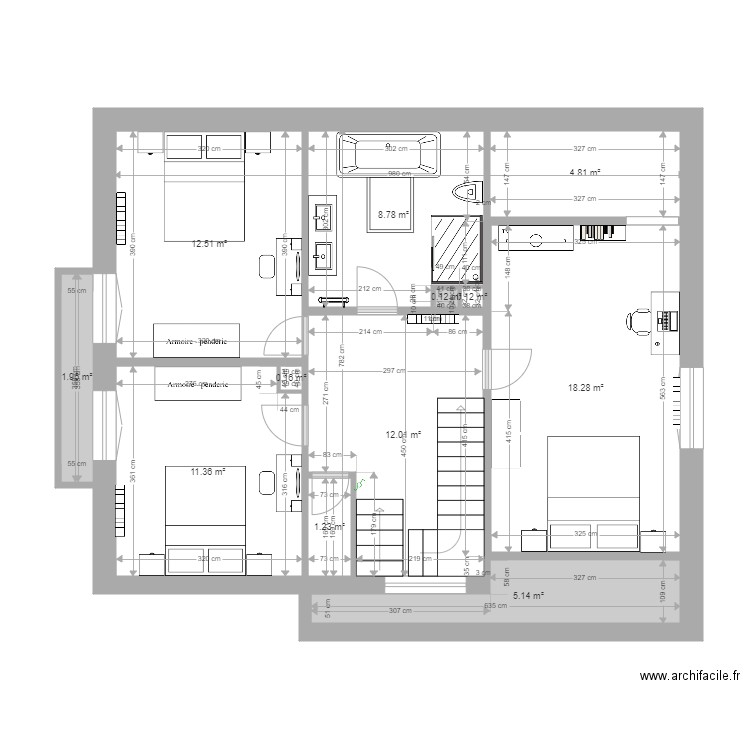 Maison Thann étage. Plan de 12 pièces et 76 m2