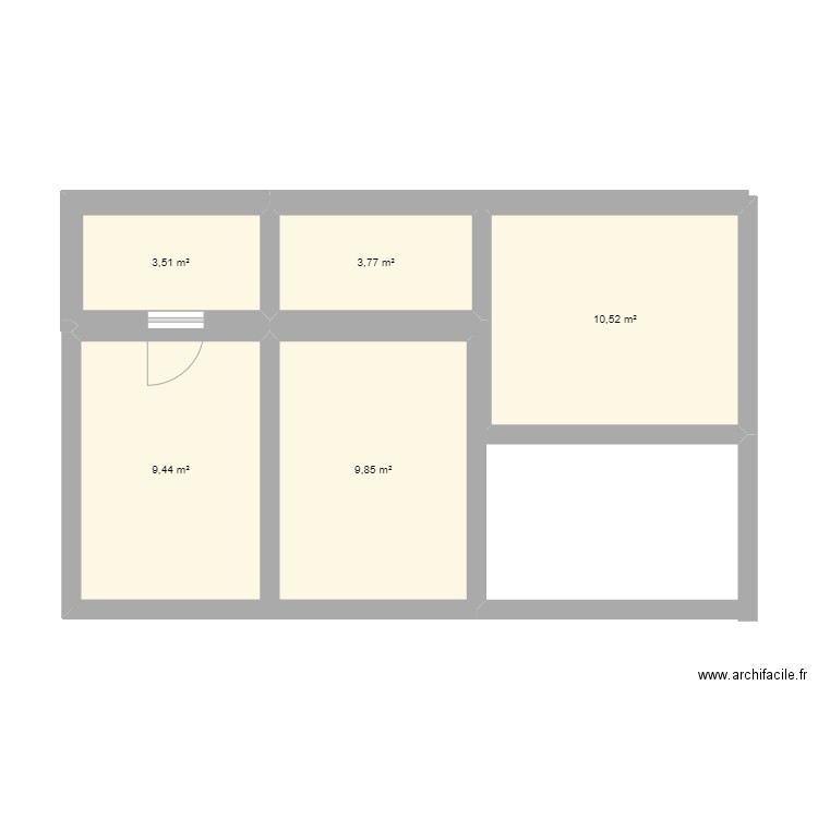 creche. Plan de 5 pièces et 37 m2