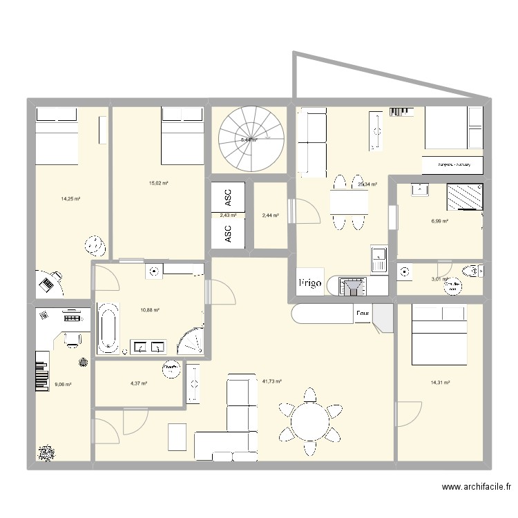 Etage n-1. Plan de 13 pièces et 155 m2