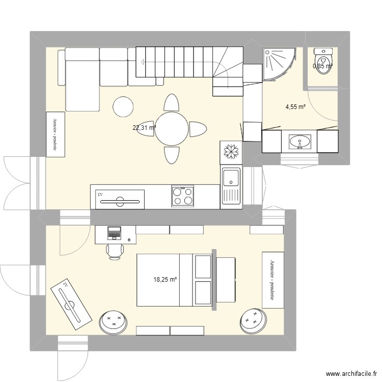 appartement rénové. Plan de 4 pièces et 46 m2