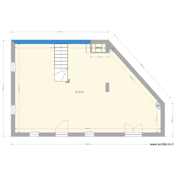 RdC vide escalier. Plan de 0 pièce et 0 m2