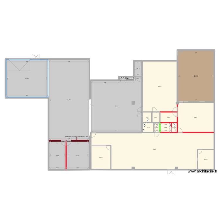 Marseille Final Base. Plan de 20 pièces et 594 m2