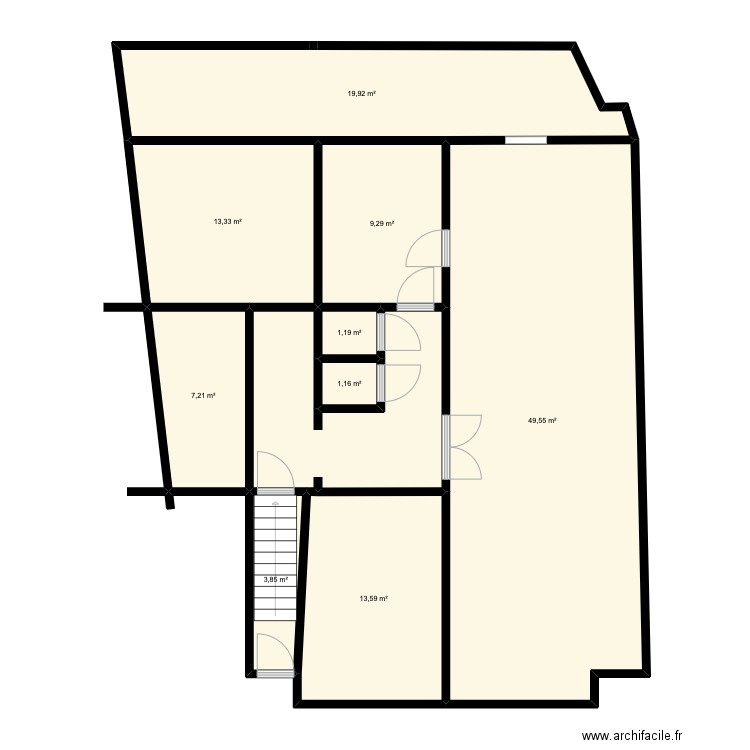 THIARMONT. Plan de 10 pièces et 132 m2