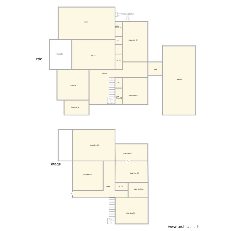 moinr am 1231. Plan de 25 pièces et 326 m2