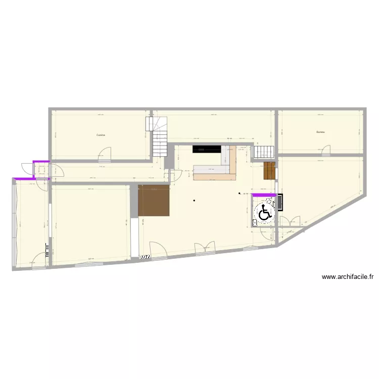 La Batisse Cremieu implantation mobilier. Plan de 