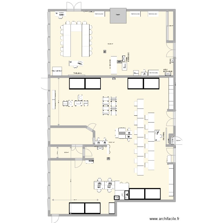 Atelier MELEC SN implantation PPMS DHF Benoit Bouvet. Plan de 5 pièces et 372 m2