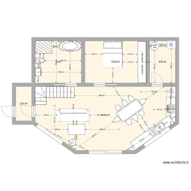 rdc maison semi-octogone. Plan de 5 pièces et 72 m2