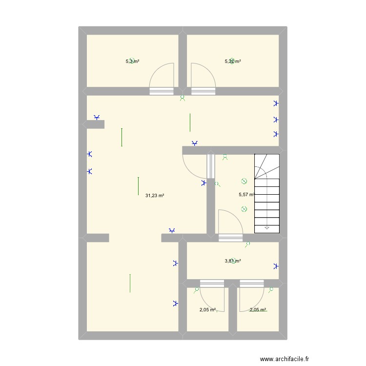 Resto cave. Plan de 7 pièces et 55 m2