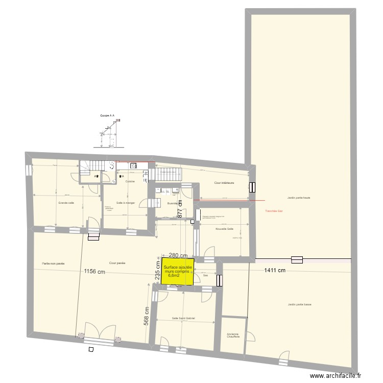 Bourron  Implantation WC PMR. Plan de 5 pièces et 530 m2