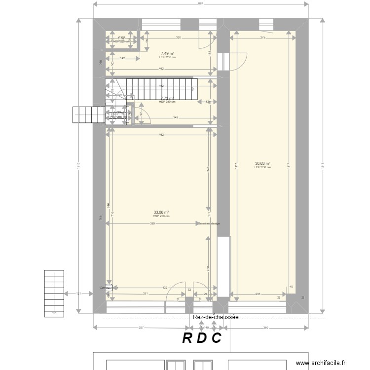 Luxeuil RDC Herriot A. Plan de 6 pièces et 81 m2