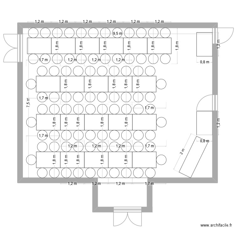 SALLE DES FETES marches. Plan de 1 pièce et 71 m2