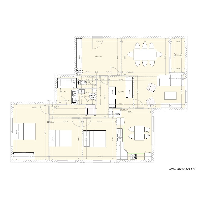 macon. Plan de 8 pièces et 107 m2