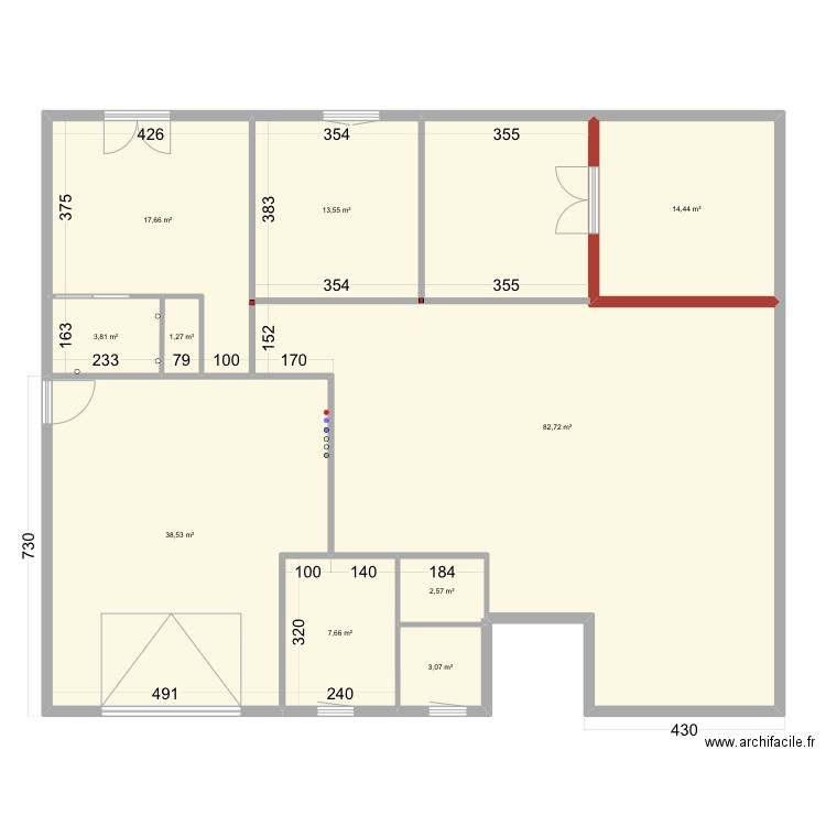 Plaquages . Plan de 10 pièces et 185 m2