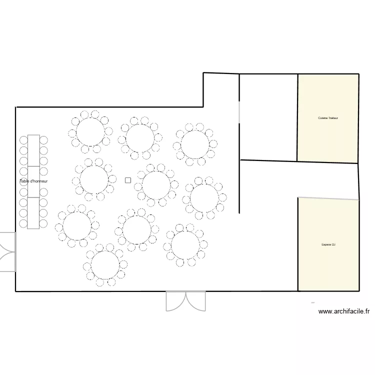Plan de salle en tables rondes. Plan de 
