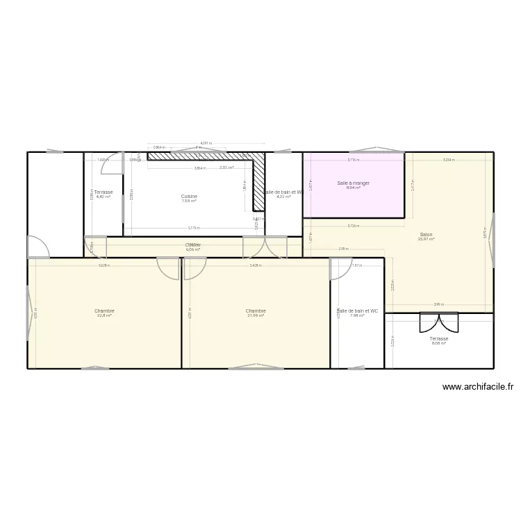 PERE. Plan de 11  et 126 m²