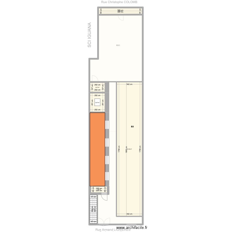 SCI IGUANA. Plan de 11 pièces et 265 m2