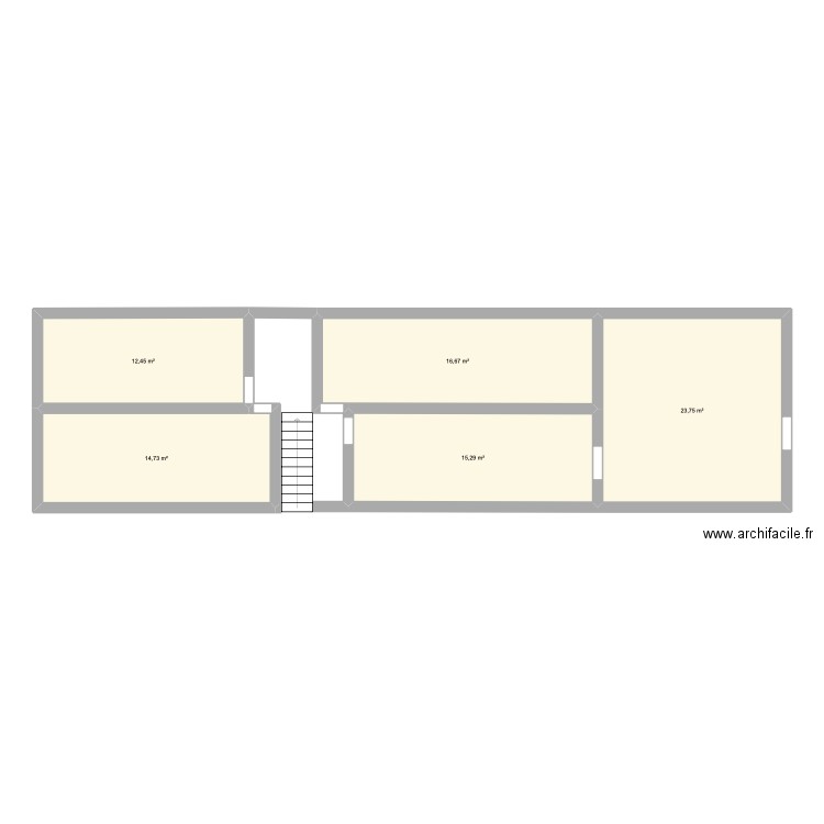 Combles. Plan de 5 pièces et 83 m2
