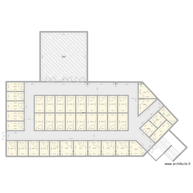 Dolomites - Salle polyvante + accueil. Plan de 42 pièces et 420 m2