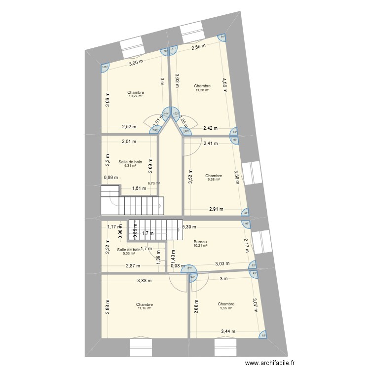 2nd. Plan de 9 pièces et 80 m2