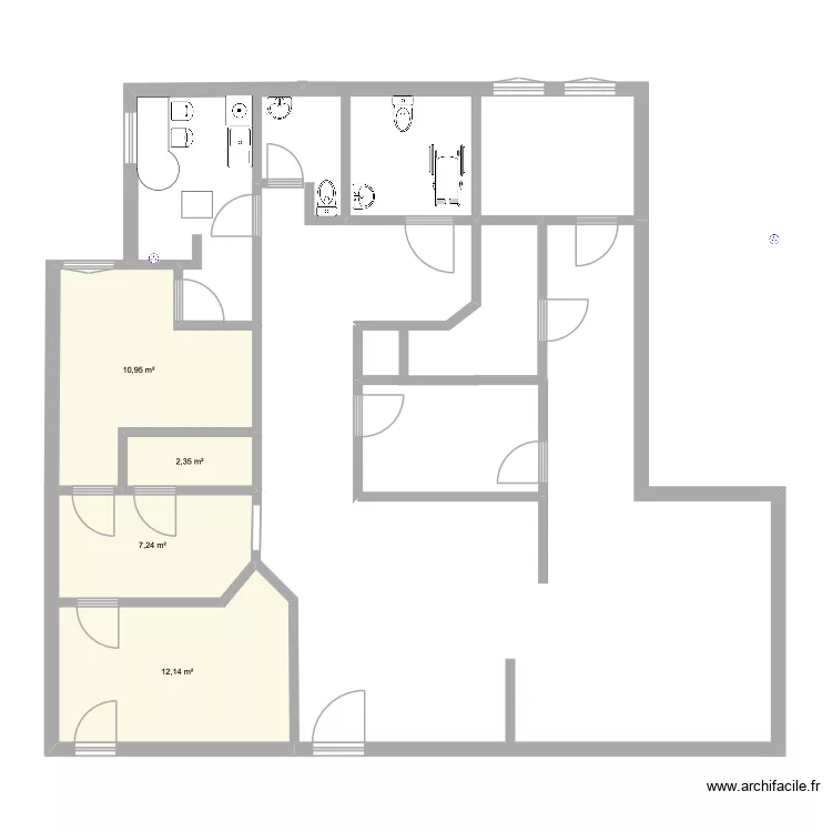 Local. Plan de 4  et 33 m²