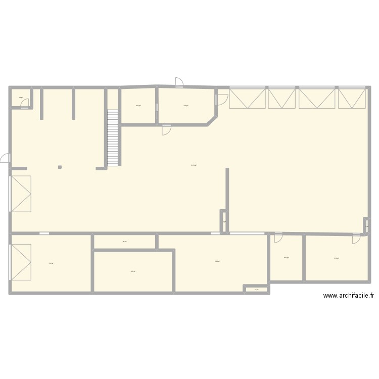 test. Plan de 13 pièces et 711 m2
