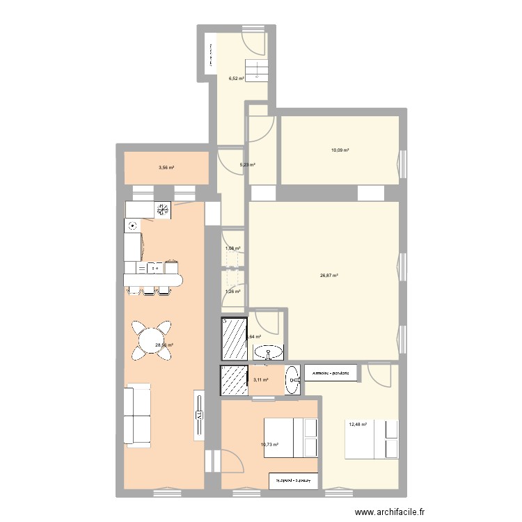 Place Charles Albert. Plan de 12 pièces et 113 m2