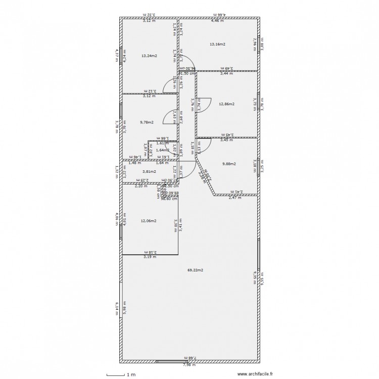 côtes réelles (sans placo)  avec cloisons sans meubles. Plan de 0 pièce et 0 m2